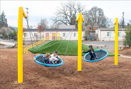 1555-2-PL Double Nest Swing
