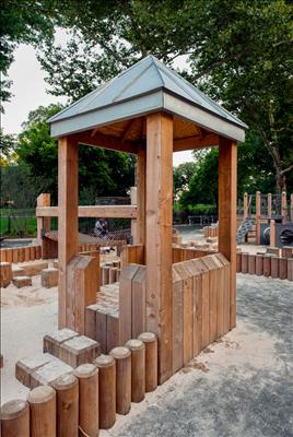 Adventure Playground, Integral Classic TimberForm Shelter, 4500-005