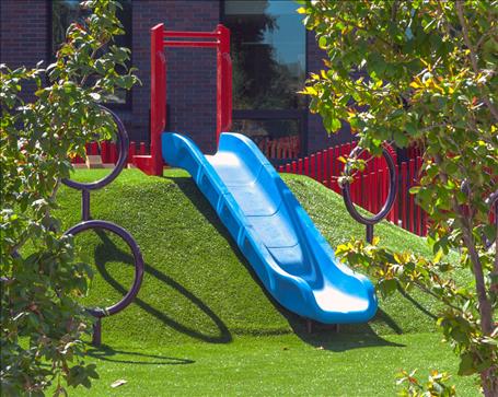 1650-41-EMB Polyethylene Embankment Slide Chute