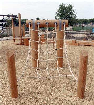 Classic TimberForm Rope Net Climber 4500-021