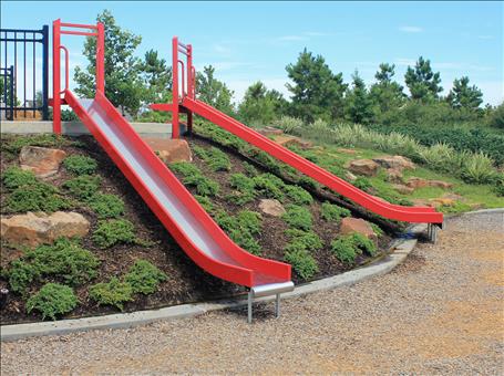 1640-71-EMB Embankment Slide Chute